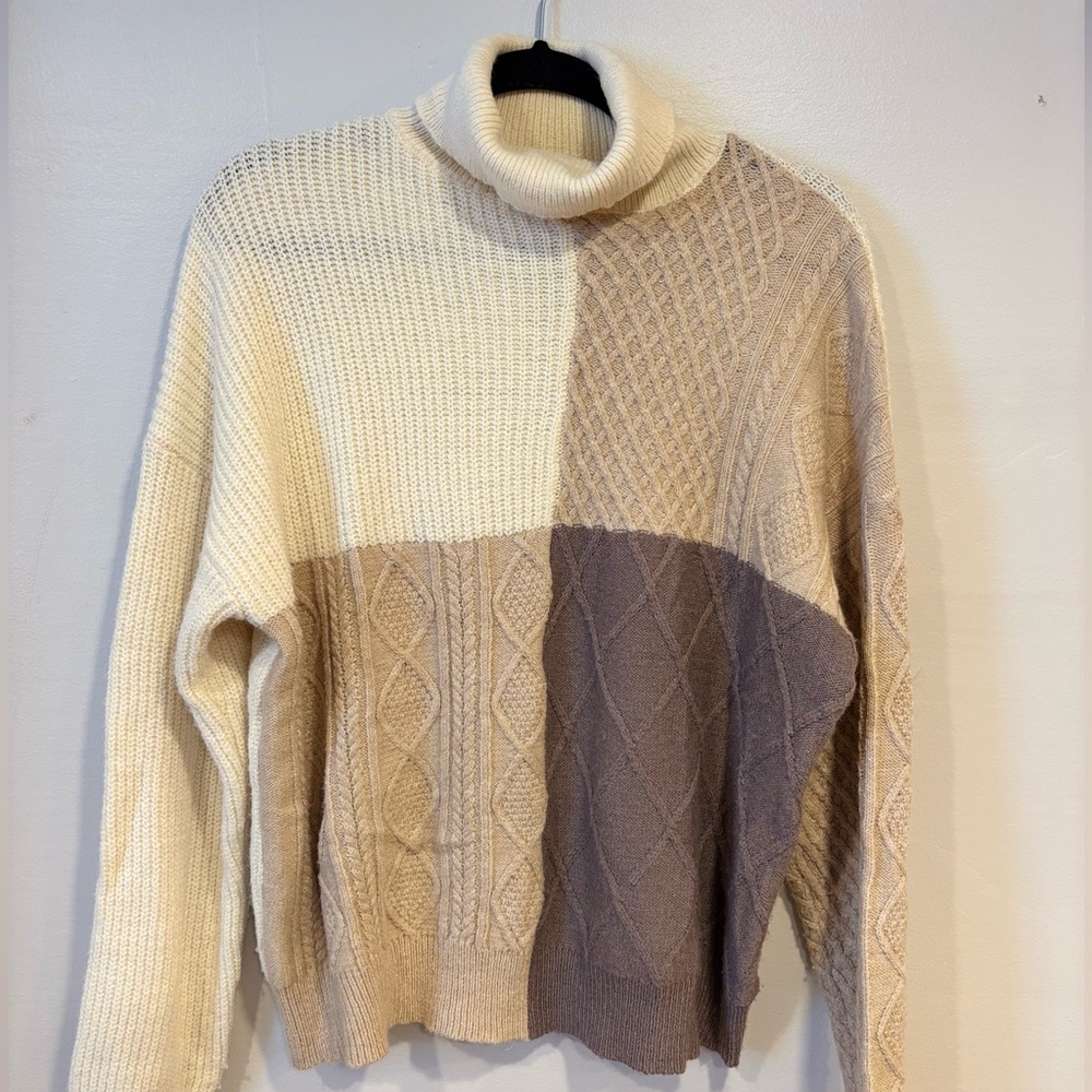 Altar’d State Colorblock Cable Knit Turtleneck Sweater Size Large